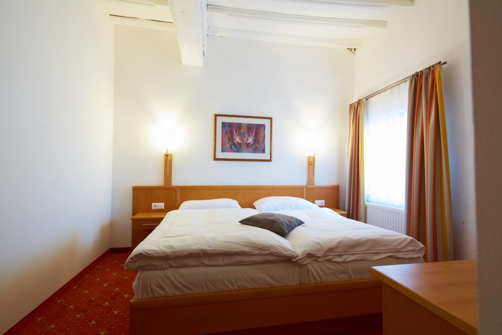 Rathauskeller Melk Hotel ห้อง รูปภาพ